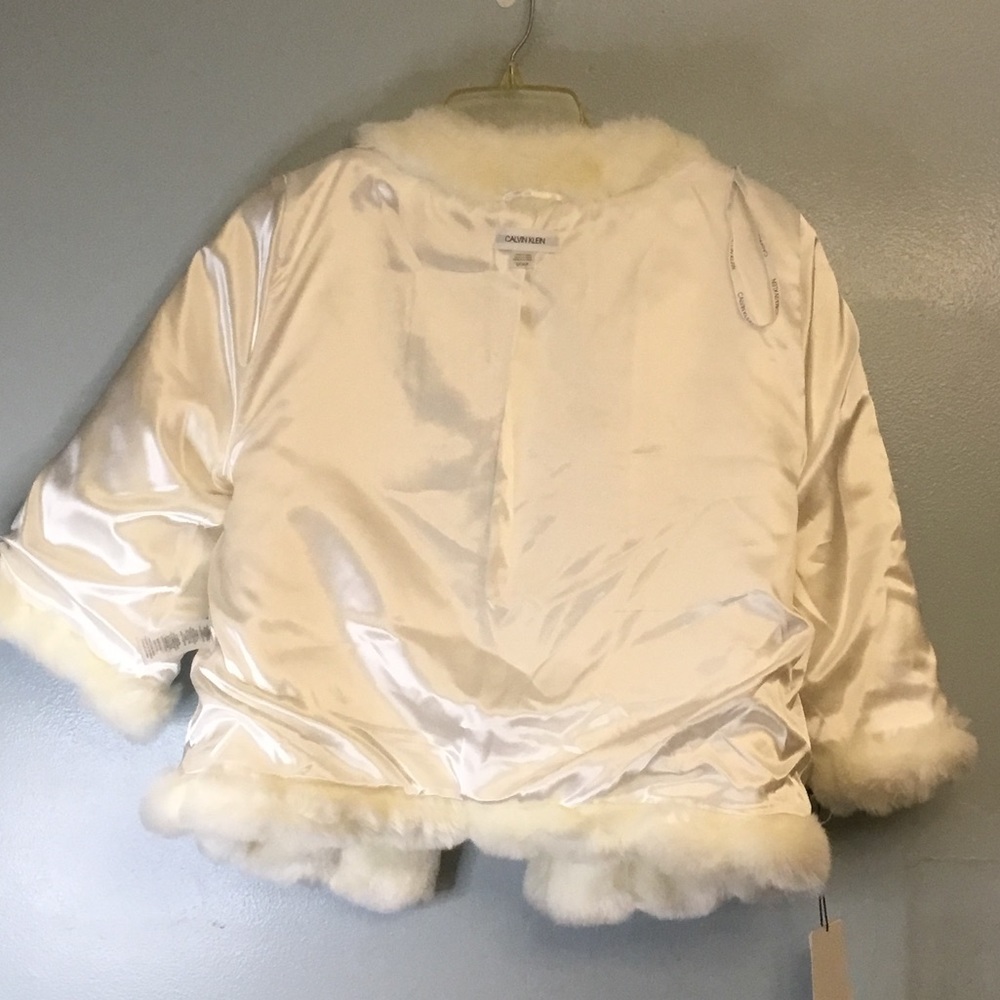 Off white Calvin Klein faux fur jacket size Sm - Picture 7 of 16